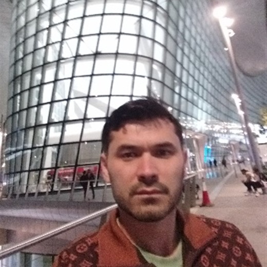 Oripov Akmal